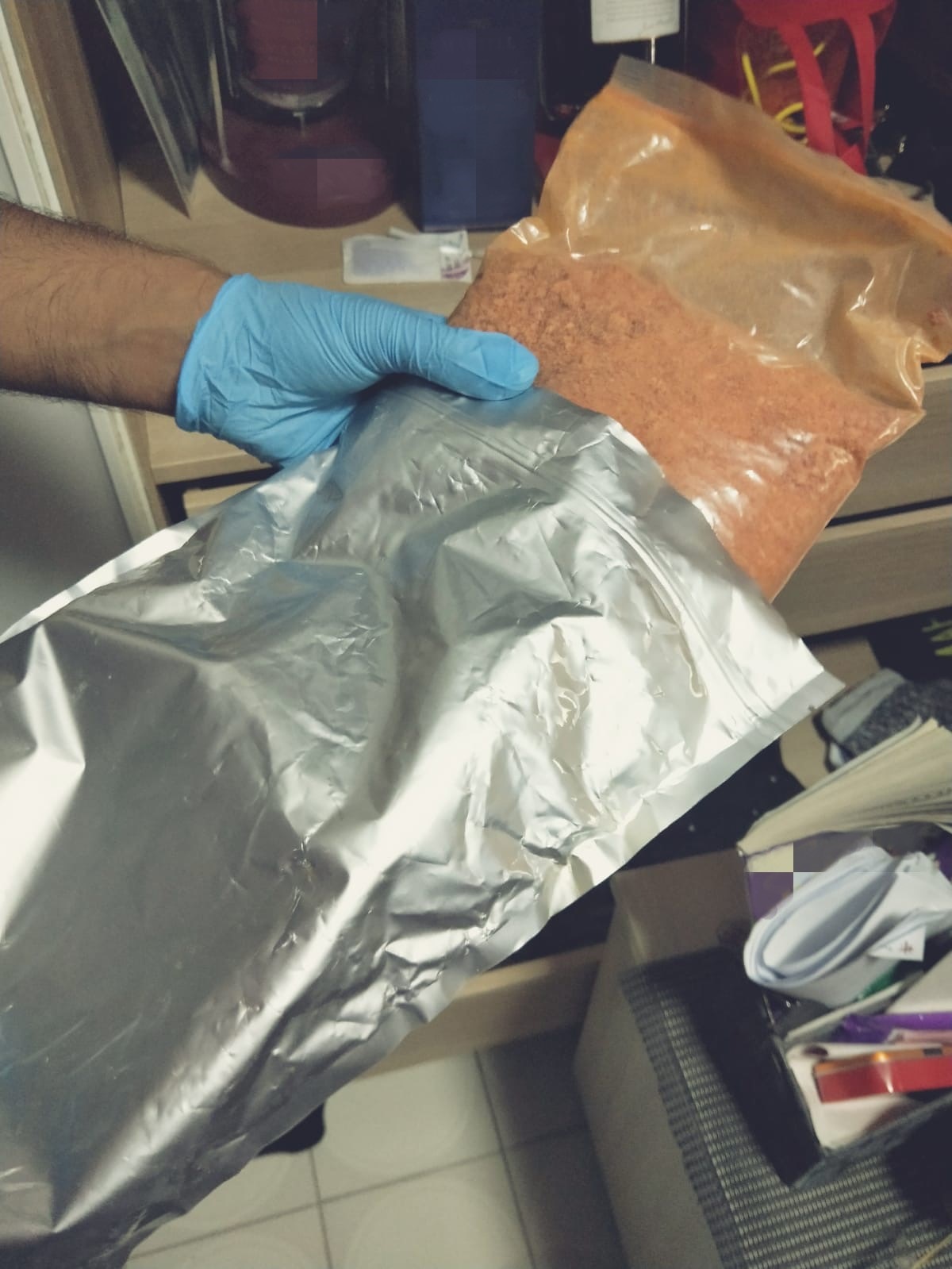 Photos- 1 and 2 (CNB): Brownish powdery substance recovered from CNB’s operation at Ang Mo Kio Ave 3 on 16 September 2019.